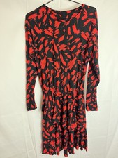 zara kleid s fällt groß aus