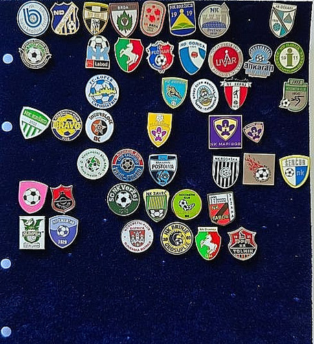 Pins fussballklubs - pins,