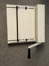 RM 33 Vary Rillmaschine |