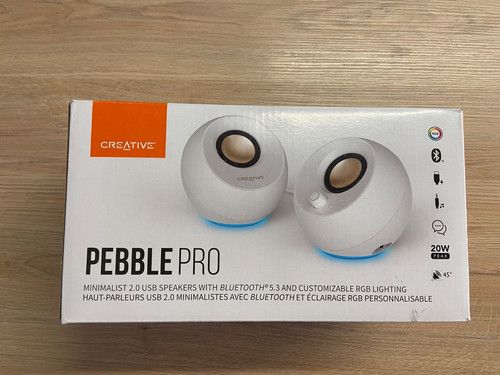 Creative pebble pro - pebble,