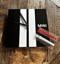 MINI Cooper BMW Wanduhr Racing