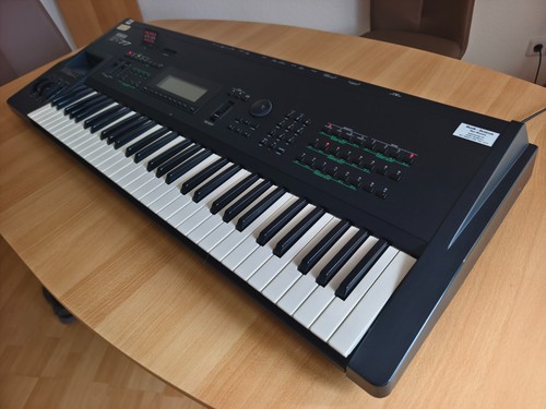 Yamaha sy77 synthesizer - yamaha,