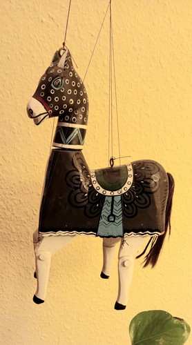 Alte marionette zirkuspferd - alte,