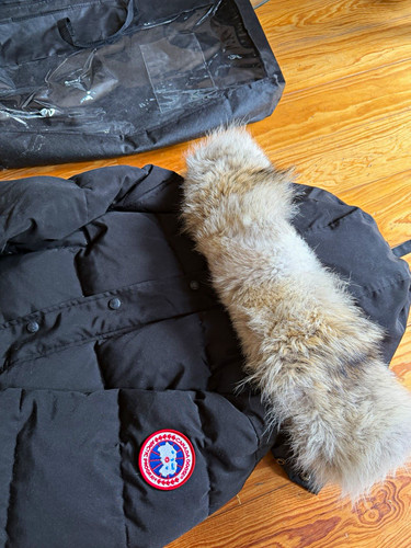 Canada goose wyndham parka - goose,