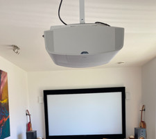 Sony 4K Projektor in weiss