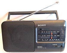 SONY: ICF - 790 S gebr. Top. Bastler