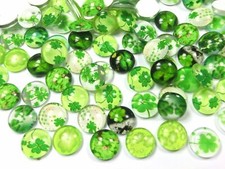 Kleeblatt 50 Glascabochons 12mm Mix rund Glas Cabochons Glücksbringer Deko #103