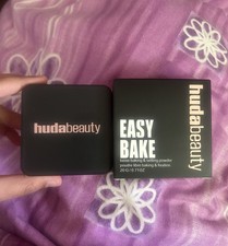 Huda Beauty Easy Bake Loose