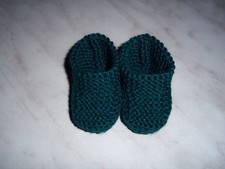 Handgestrickte Puppenschuhe