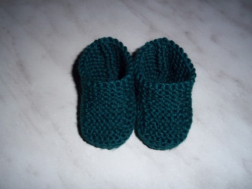 Handgestrickte puppenschuhe - handgestrickte,