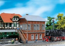 Faller 120121 Stellwerk H0 Ziegelbauweise mit Schieferverkleidung und Fachwerk