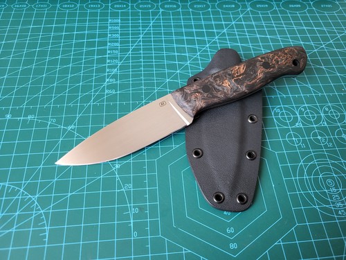 Custom messer - a.y.,