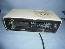 33032 TELEFUNKEN Star clock gut funktioniert Klappanzeige 1974 weiß