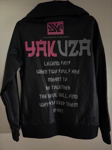 Yakuza damenjacke ungetragen - yakuza,