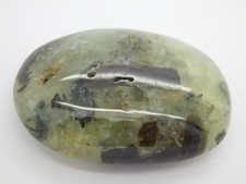 XL Prehnit mit Epidot Handschmeichler aus Afrika, ca 5,1 cm !!!