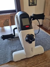 Neuwertiger Arm - Bein - Trainer