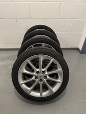 Toyota Lexus 17 Zoll Kompletträder auf Alufelgen