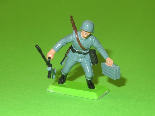 Britains deetail deutscher - ,
