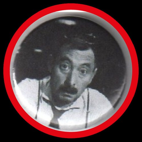 Alfred button - alfred, "button"