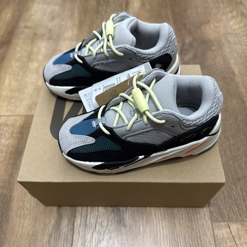 Yeezy boost 700 wave runner - yeezy,