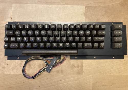 C64 tastatur braun komplett - c64,
