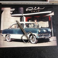 Auto Oldtimer Köln  Foto Hochglanz Ford Taunus 15M Limousine mit Weltkugel