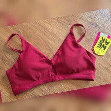 Zumba Fitness Bra NEU OVP Rot V-Ausschnitt Ripped Größe S