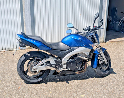 Suzuki gsr 600 wvb9 - a,