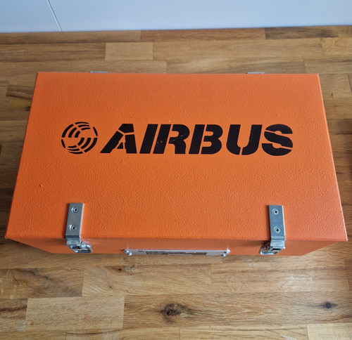 Airbus kiste holz - airbus, holz/metall