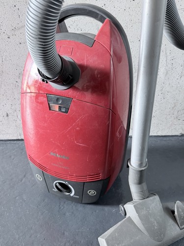 Miele 711 super - air, clean