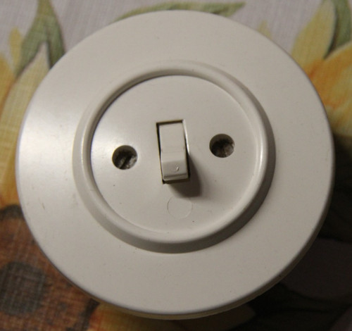 Ddr runder lichtschalter - ddr,