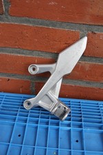 Honda CBR 500 R  PC62 Fußrastenhalter vorne links original  2018-2024