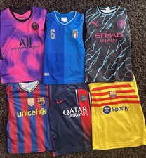 Kinder Fußballtrikots und