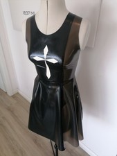 Latex Kleid mit Tellerrock
