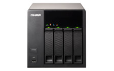 QNAP Turbo NAS  TS-412, 4-bay je 1 TB Seagate Barracuda Green HD, gesamt 4 TB