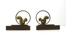 SEHR SELTENES FRANZÖSISCHES PAAR ART DECO BRONZE EICHHÖRNCHEN AUF PALISANDER BUCHSTÜTZEN ANTIK