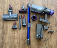 Dyson V11 absolute extra