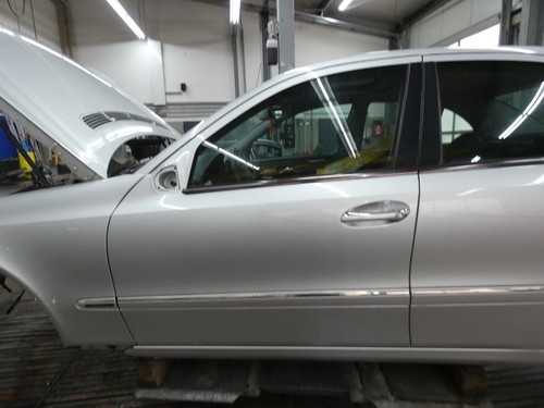 Tür vorne links w211 - w211, e220