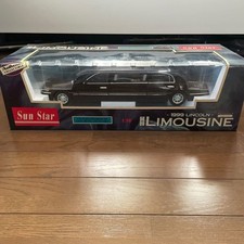 Maßstab 1:18 1999 Lincoln