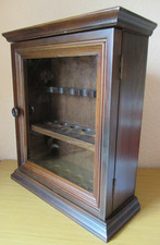 Alter Pfeifenschrank Hängeschrank Wandschrank für 12 Pfeifen Holz