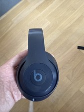 2025 Beats Studio Pro -Blue