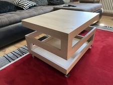 Couchtisch „25“ auf Rollen