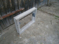 Kellerfenster, Stallfenster,0,59 x 0,44 aus Beton ohne Scheibe mit Gitter  - DDR