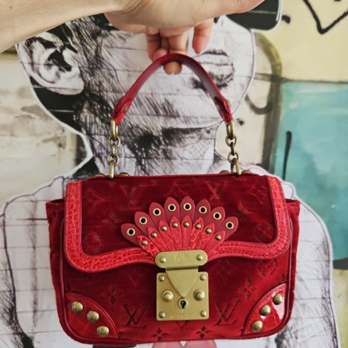 Louis vuitton irvine limited - louis,