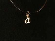 Buchstabe Anhänger 24 Karat