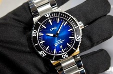 ORIS Aquis Date 43,5 mm