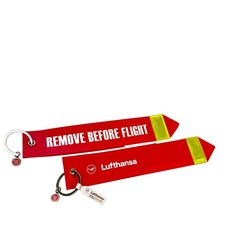 Remove Before Flight Schlüsselanhänger Originalmaterial Lufthansa
