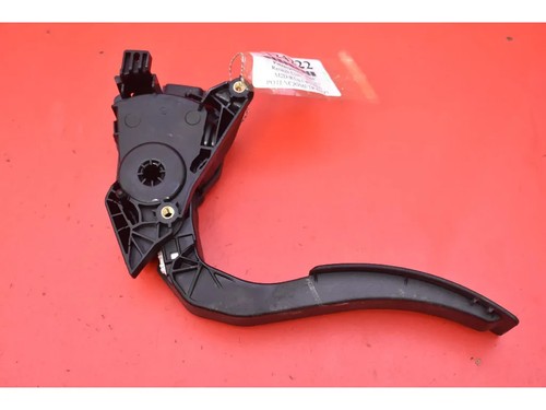 Renault clio gaspedal - b7,