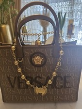 Gianni versace Vintage kette. Gürtel aus der 90.er medusa motiv. Greca Muster
