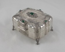 *RAR* Prächtige Pralinen-/ Zuckerdose in 800er Silber Handarbeit mit Steinbesatz